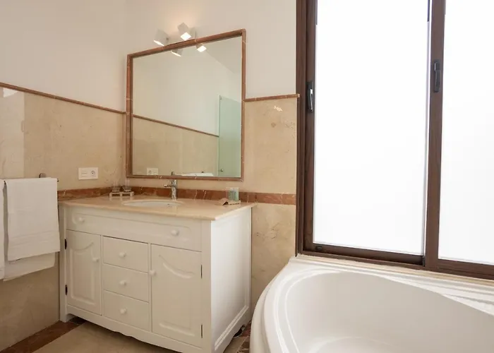 Sea Breeze Jarea فيلة